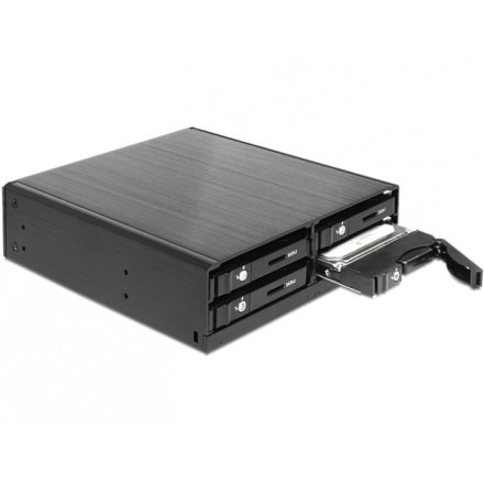 DeLock 5,25" hordozható rack 4 x 2,5" SATA HDD / SSD-hez
